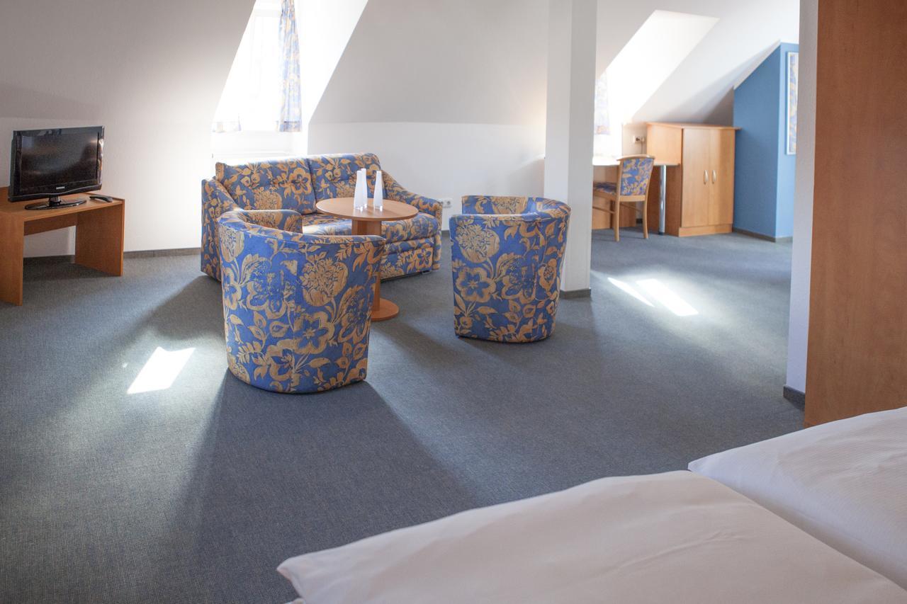 Hotel Am Markt フンゲン エクステリア 写真